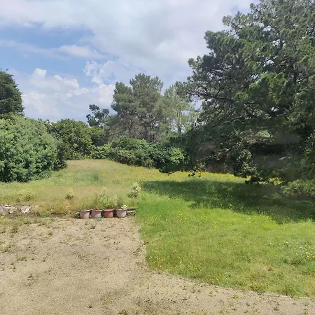 018 6 Kerners Maison Pour Six Personnes A Louer Avec Jardin Partage Villa Arzon