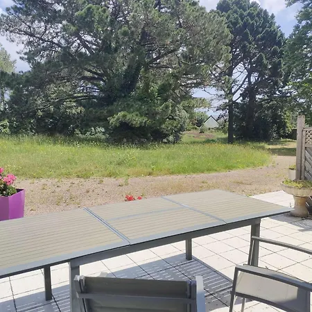 Villa 018 6 Kerners Maison Pour Six Personnes A Louer Avec Jardin Partage Arzon